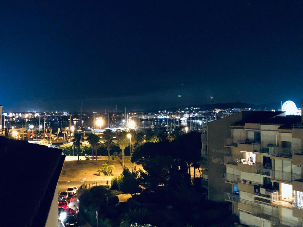 Grand Appartement Proche Port Et Plages, 6 A 8 Pers, 3 Chambres, Climatise Agde Esterno foto