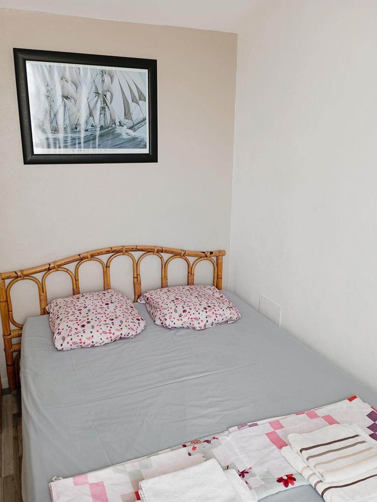 Grand Appartement Proche Port Et Plages, 6 A 8 Pers, 3 Chambres, Climatise Agde Esterno foto