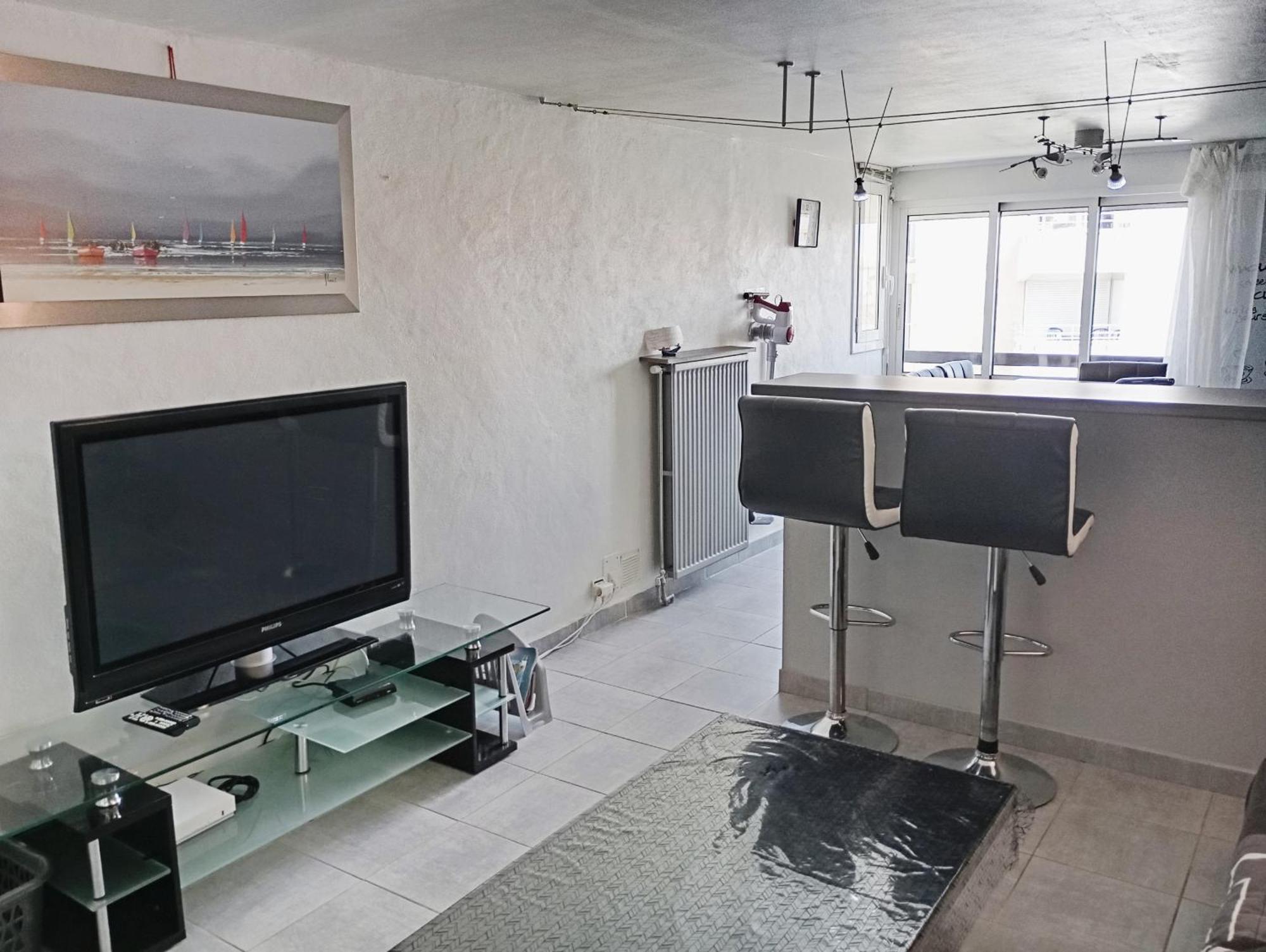 Grand Appartement Proche Port Et Plages, 6 A 8 Pers, 3 Chambres, Climatise Agde Esterno foto